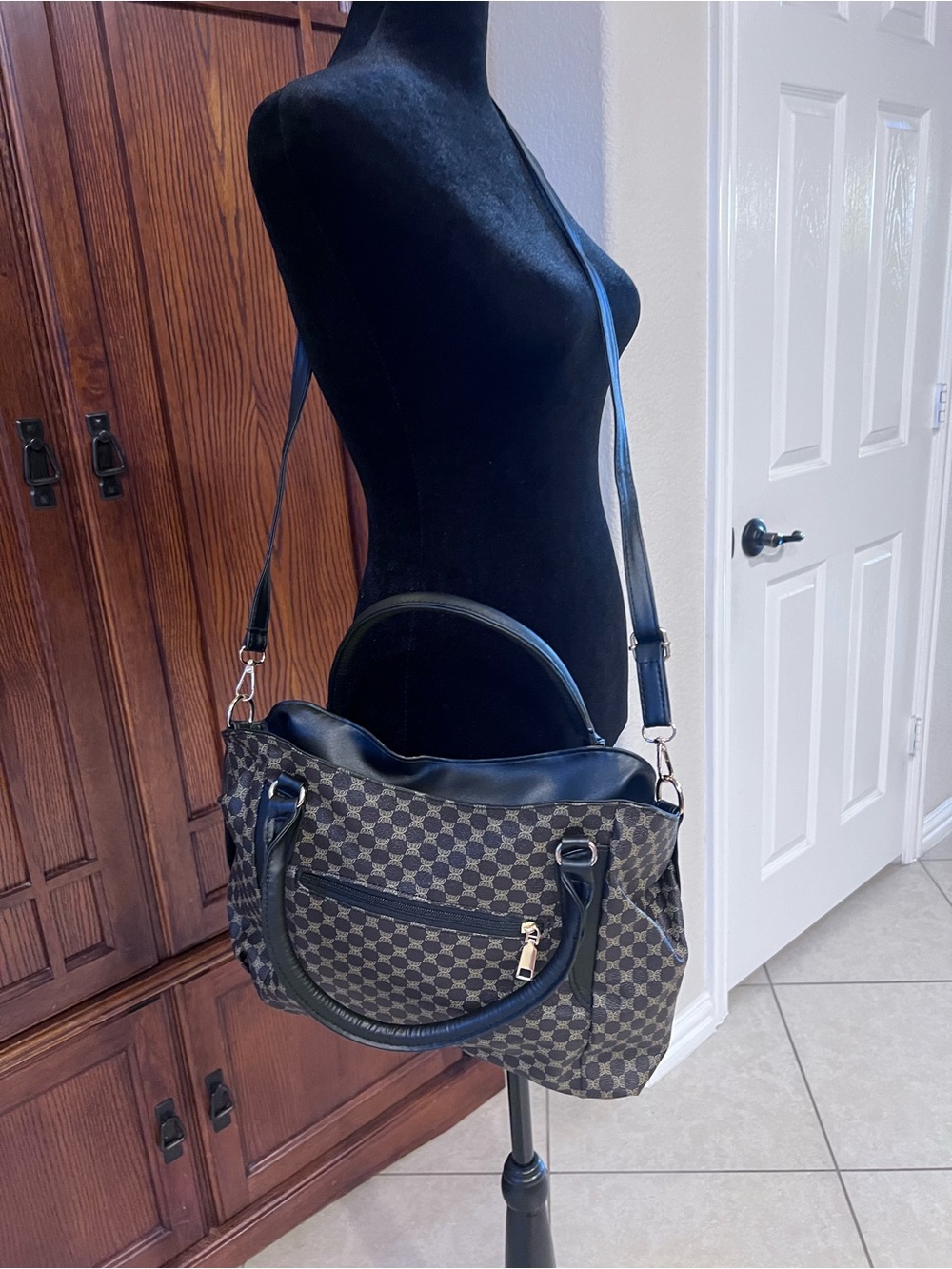 VNTG Style Monogram Satchel Bag Geometric Print Shoulder Purse Crossbody Black